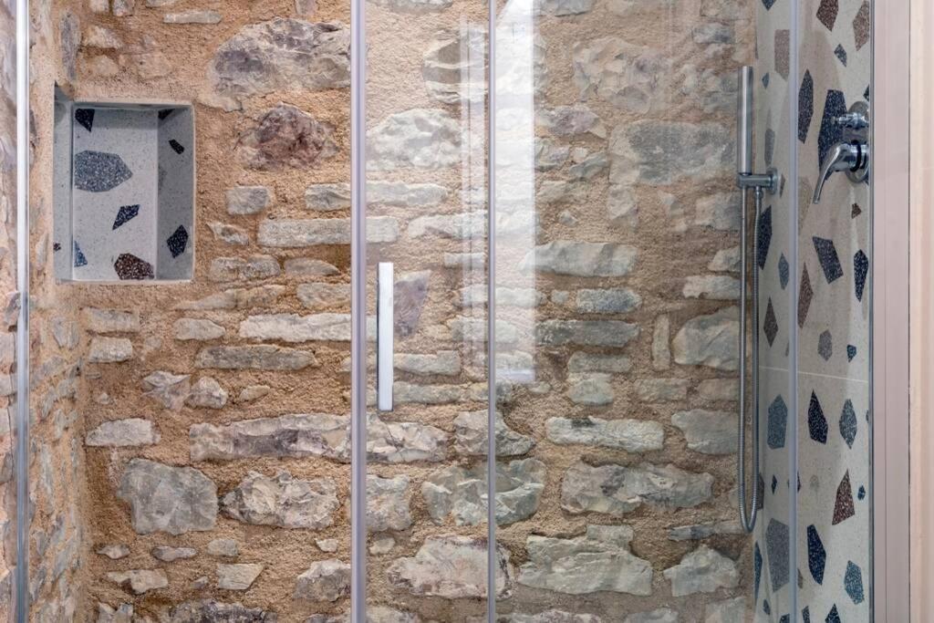Cornelia Cavern Cosy Studio Apartment In Spello Kültér fotó